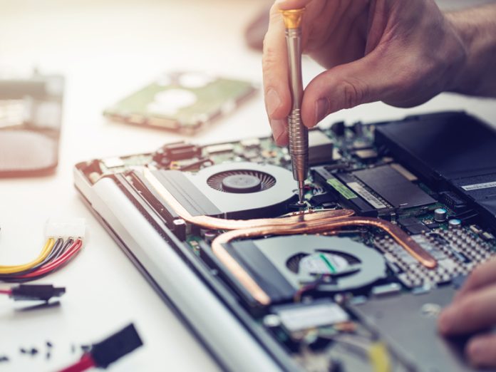 E╠üTE╠ü21 SLR (2) (800 X 600) 3RVE